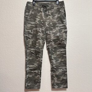 Men's No Boundaries Camouflage Cargo Pants